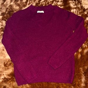 V cut sweater